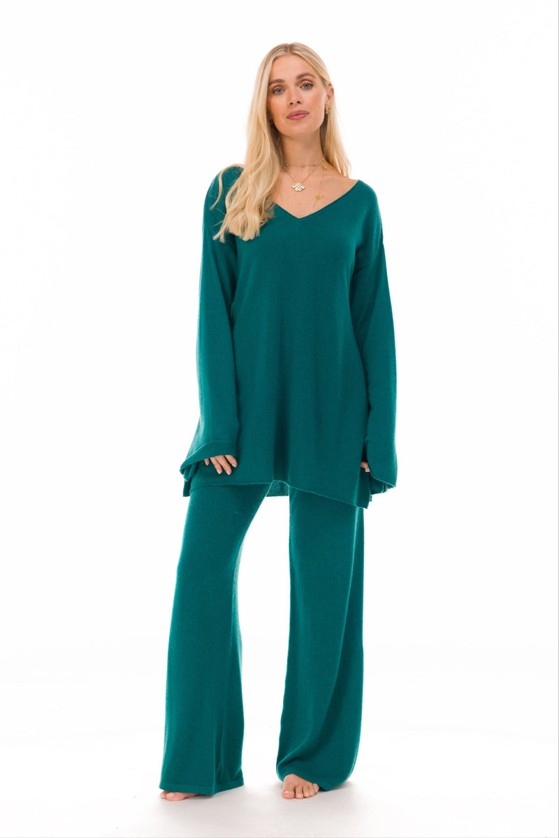 100% CASHMERE FLUTED V-NECK JUMPER PEACOCK