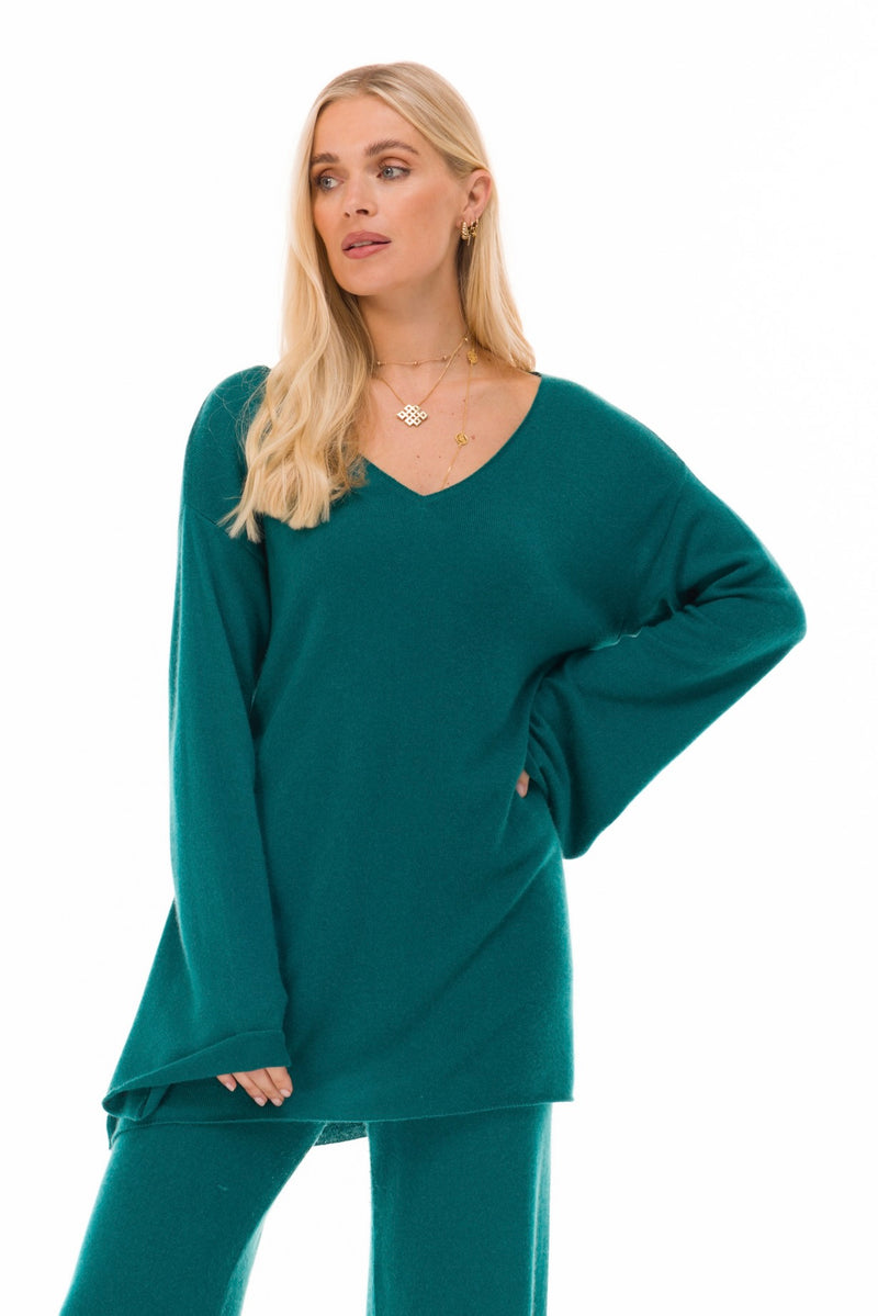 100% CASHMERE FLUTED V-NECK JUMPER PEACOCK