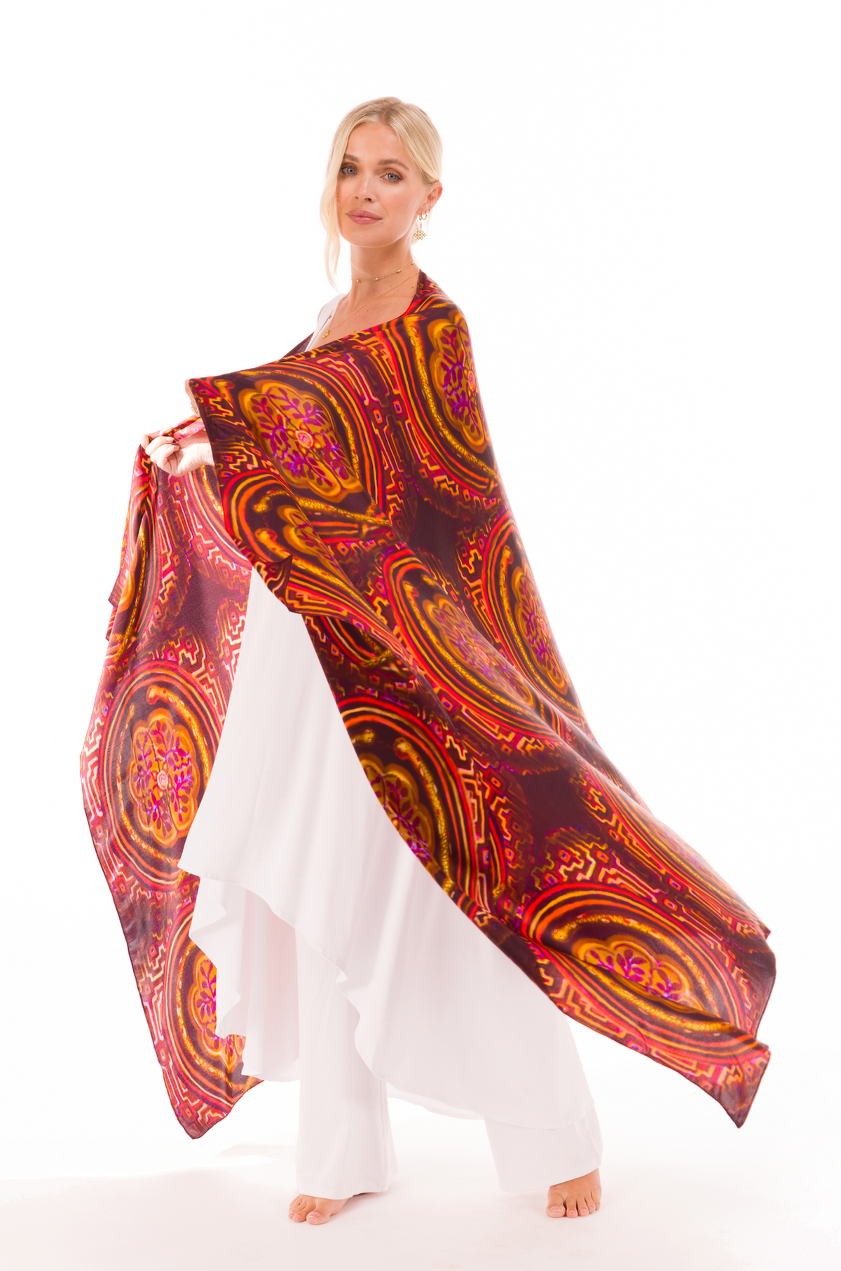 SHIPIBO DHARMA SILK SHAWL - BURGUNDY