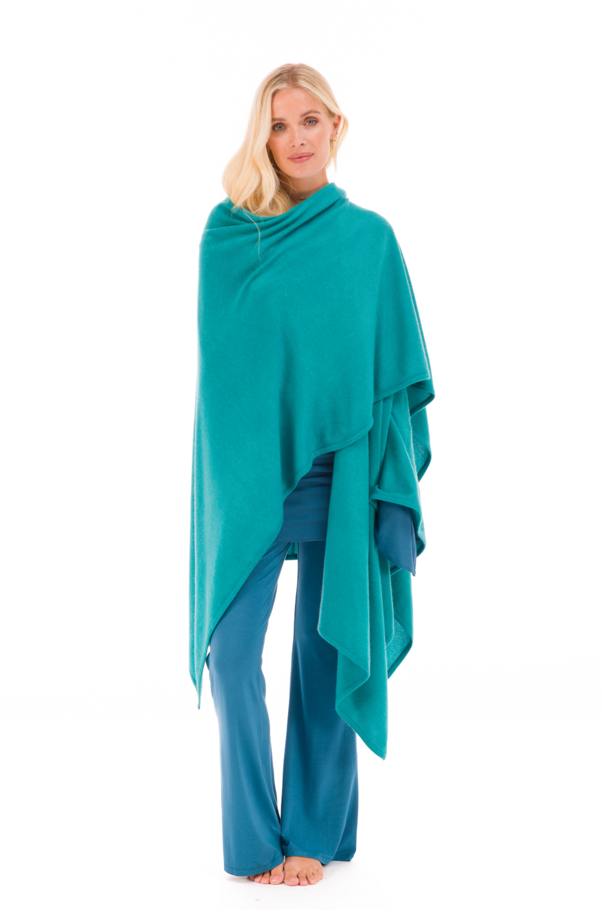 2 PLY AVALON CASHMERE CAPE AQUA