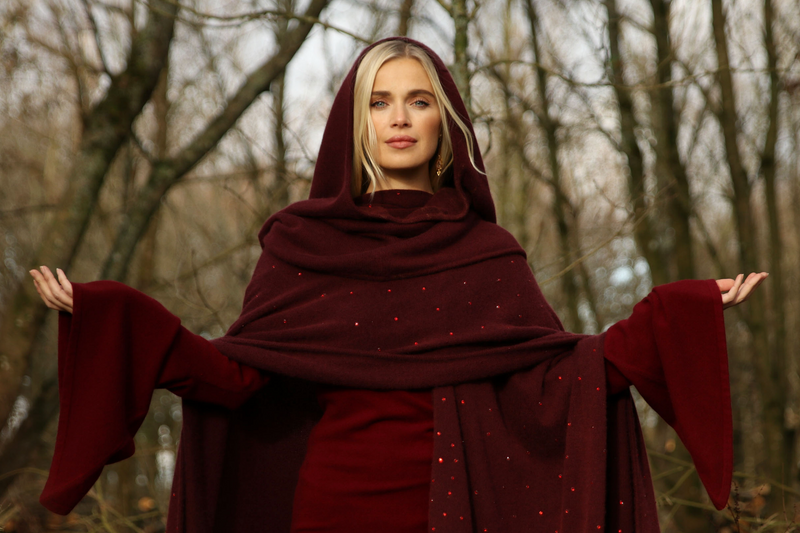 AVALON JEWELLED CASHMERE CAPE BURGUNDY