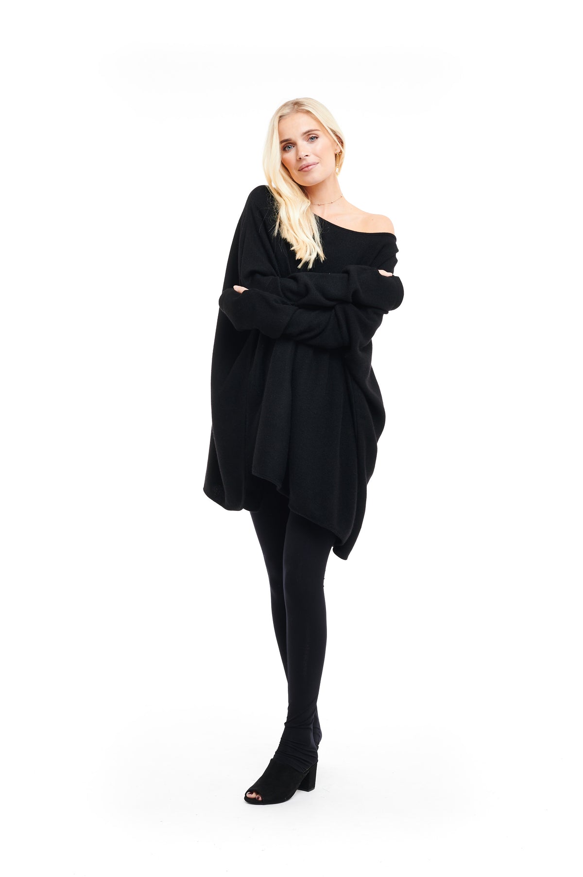 Cashmere Oversized Jumper Black - MUDRA