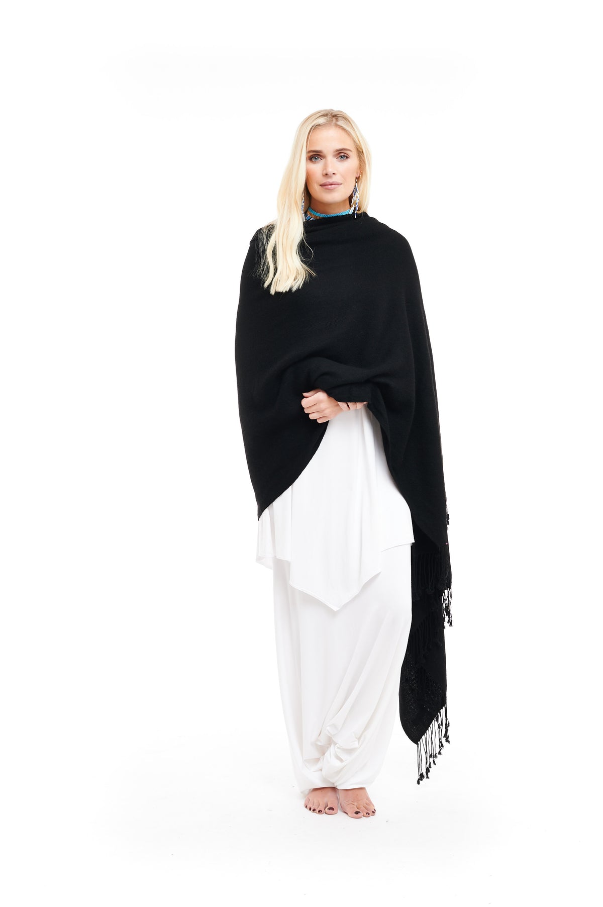 Thick Luxury Cashmere Herringbone Shawl - Black - MUDRA