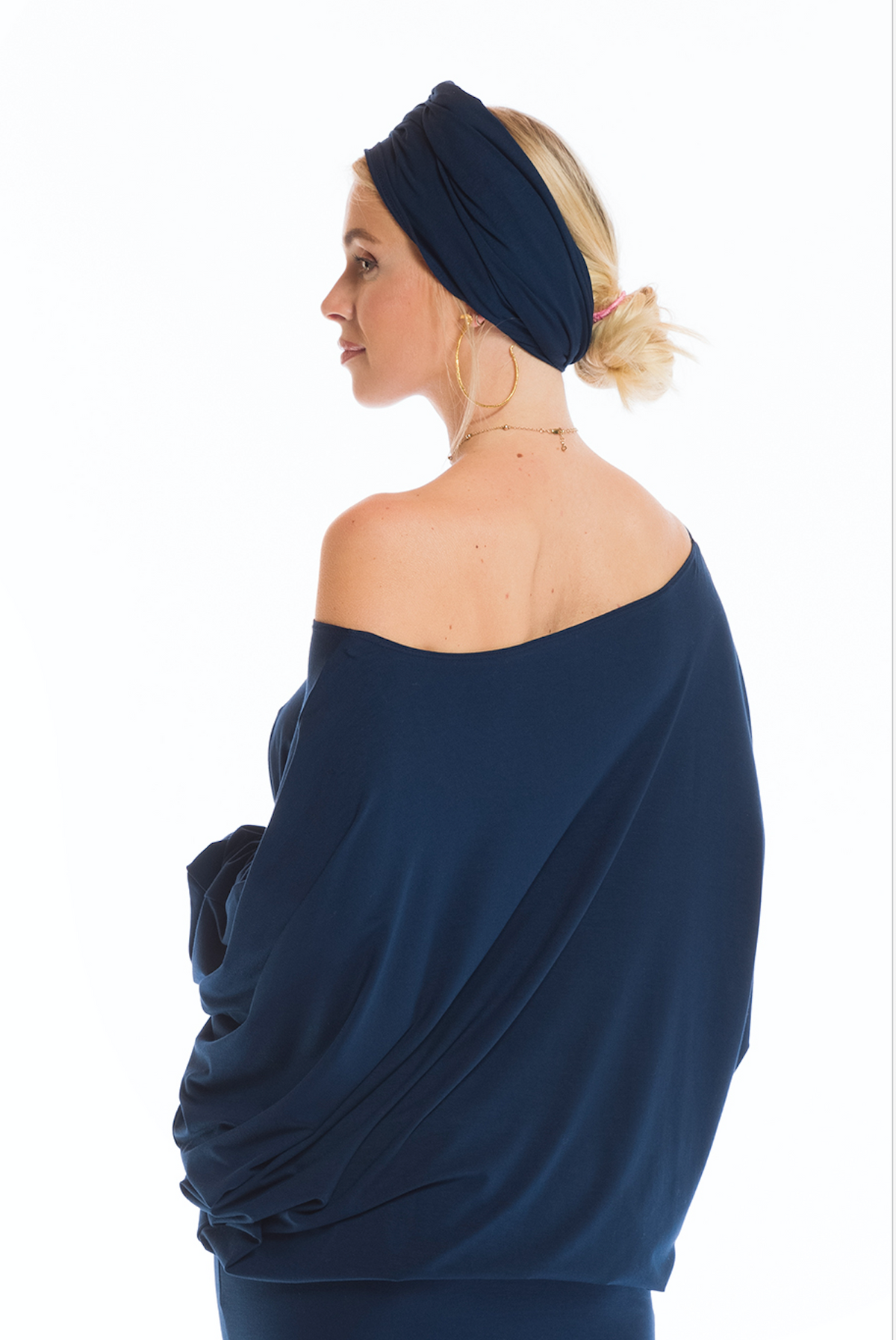 BAMBOO RAGLAN TOP WITH SCARF NAVY