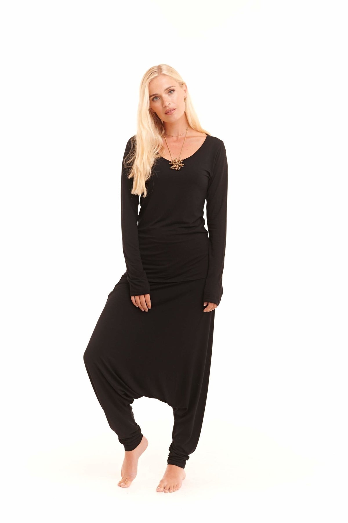 Bamboo Long Sleeve Top Black - MUDRA