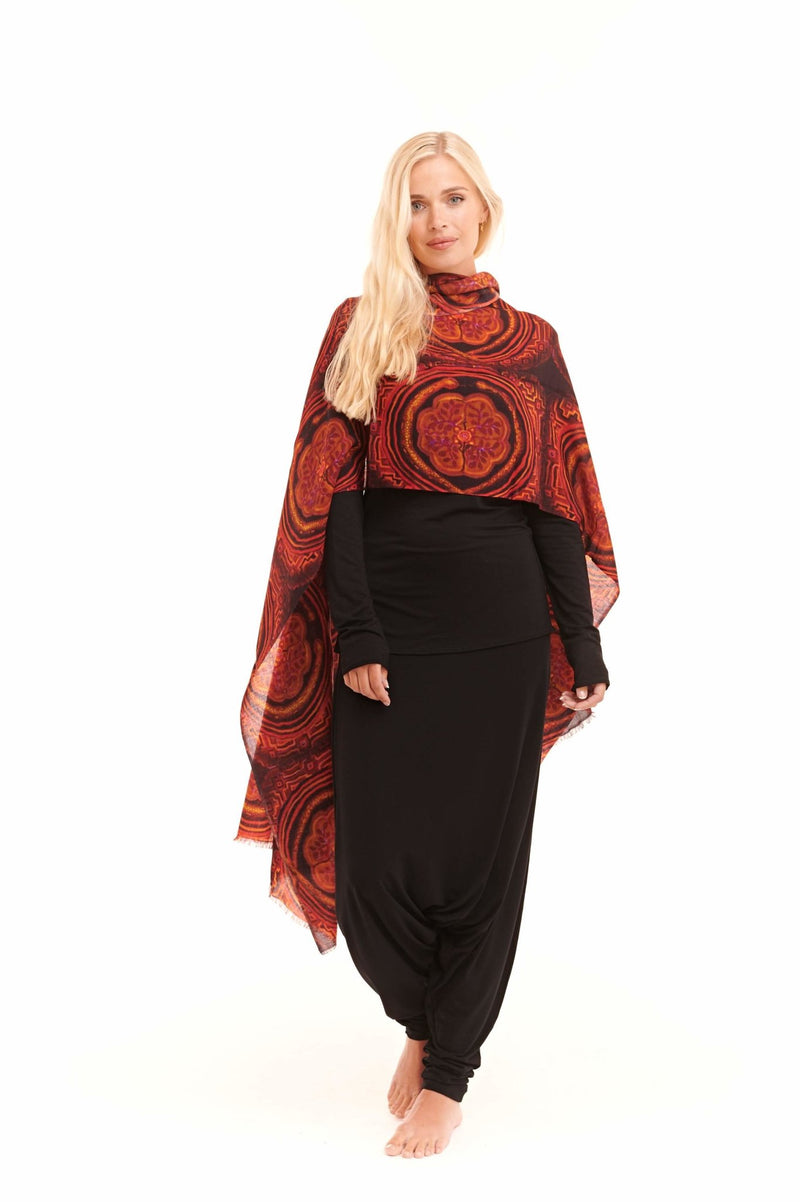 Bamboo Long Sleeve Top Black - MUDRA